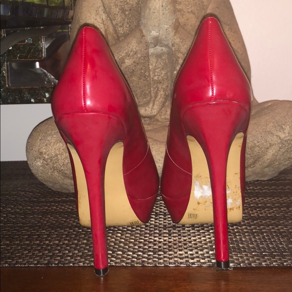 Red Hot🌶 - Picture 4 of 7